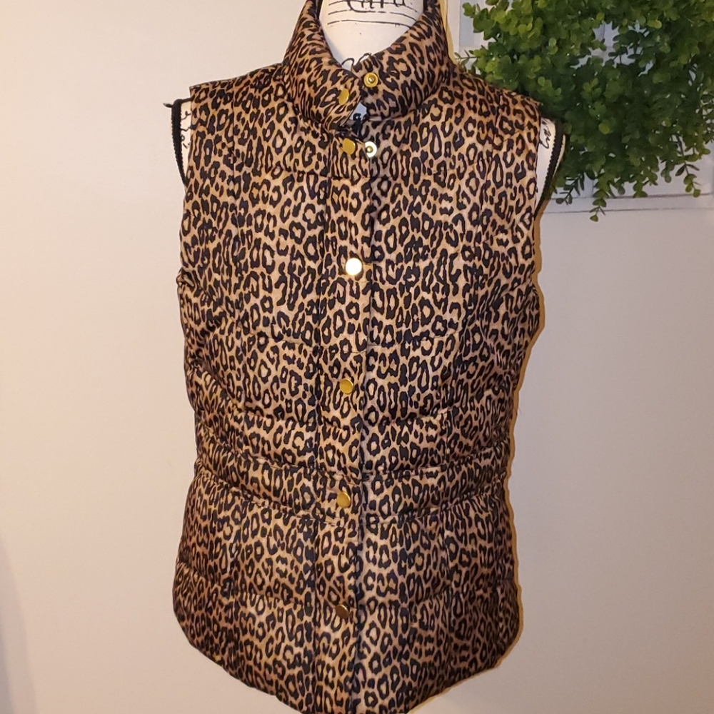 Madison Quilted Puffer Cheetah Vest NWOT